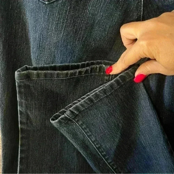 Kardashian Premium Jeans Womens 8 Blue Denim Kim Curvy Straight Mid Rise - Picture 7 of 7